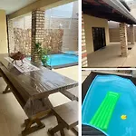 Casa Com Piscina Pertinho Da Praia